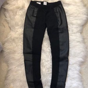 NWOT- Gap Cotton Pleather Pants/ Leggings